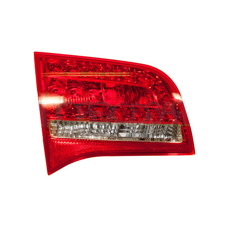 Feu arrière sur hayon côté chauffeur