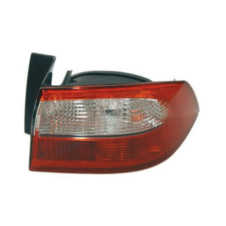 Feu arrière côté passager