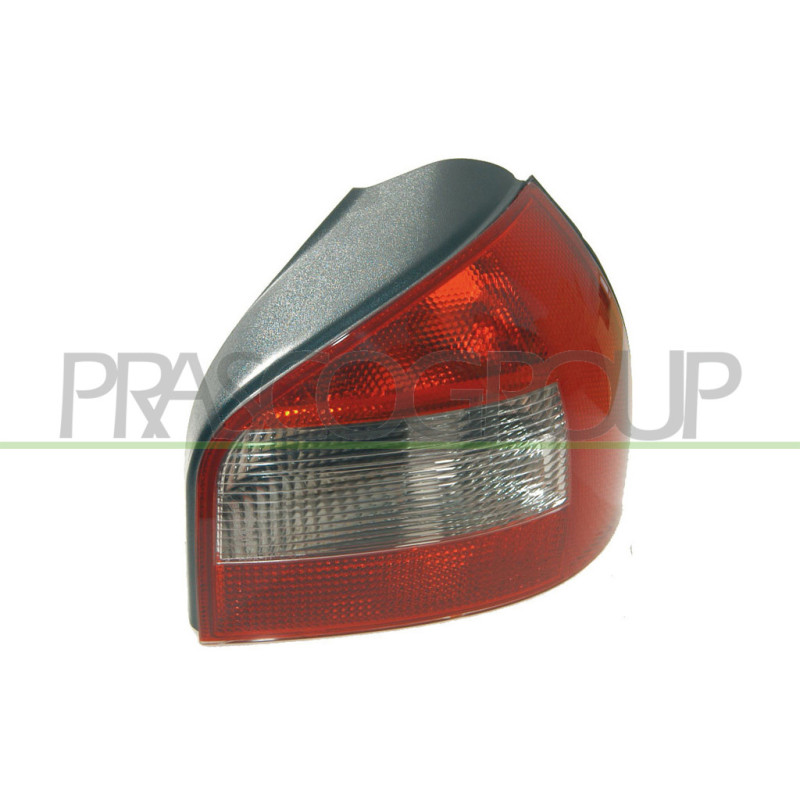 Feu arrière côté passager