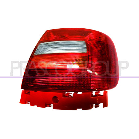 Feu d'aile arrière côté passager