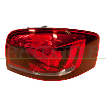 Feu d'aile arrière côté passager