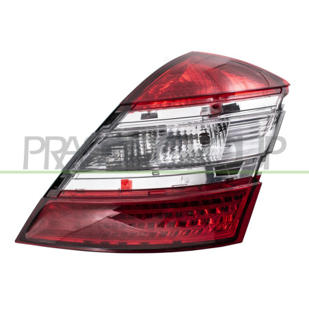 Feu d'aile arrière côté passager