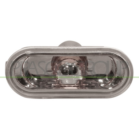 Feu d'aile avant valable côté chauffeur et côté passager