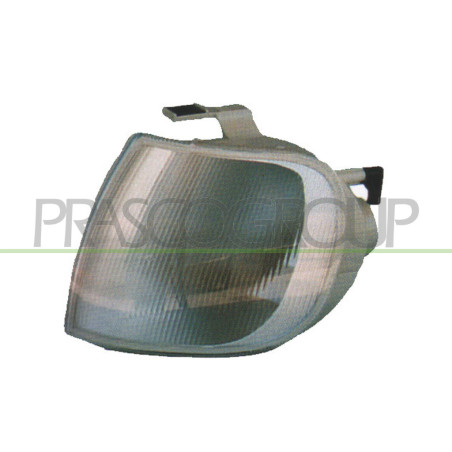 Feu avant côté chauffeur