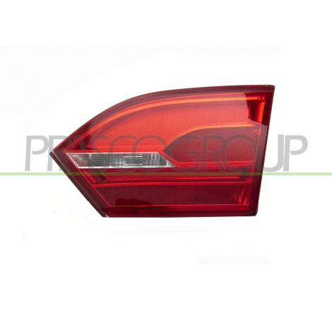 Feu sur malle arrière côté passager