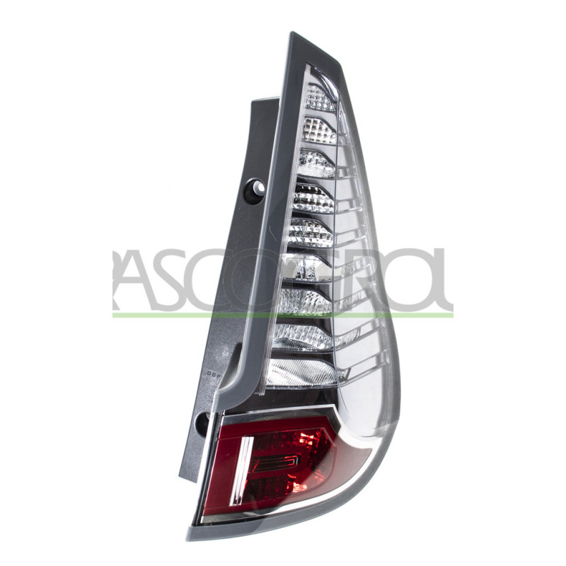 Feu arrière sur aile côté passager