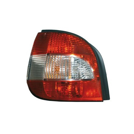 Feu arrière côté passager