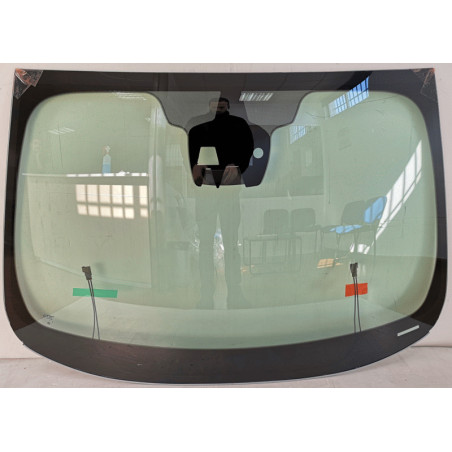 Pare-brise vert encapsulé avec capteur