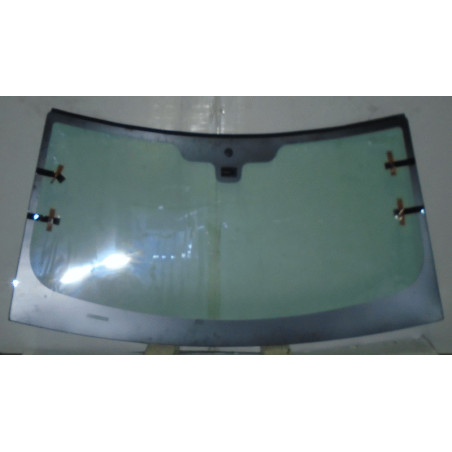 Pare-brise vert encapsulé avec capteur