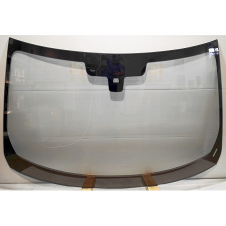 Pare-brise athermique encapsulé avec capteur