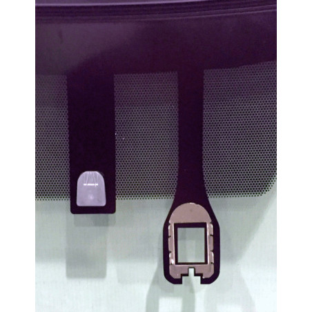 Pare-brise vert encapsulé avec capteur